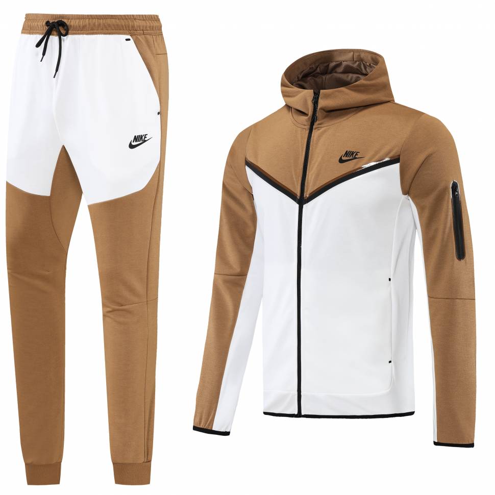 Спортивный костюм Nike с капюшоном, коричневый цена 4 590 руб. купить на fanstrit.ru