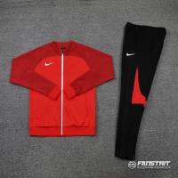 Спортивный костюм Nike, красный